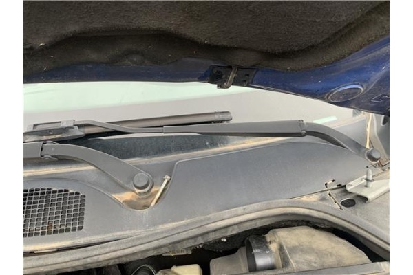 Recambio de brazo limpiaparabrisas delantero izquierdo para renault megane ii (bm0/1_, cm0/1_) 2.0 16v (bm0u, cm0u) referencia O