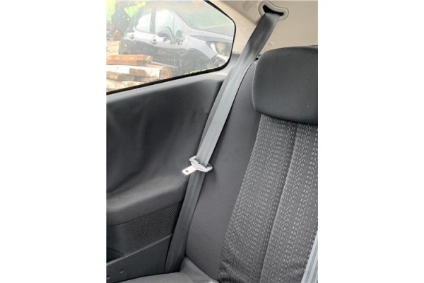 Recambio de cinturon seguridad trasero derecho para renault megane ii (bm0/1_, cm0/1_) 2.0 16v (bm0u, cm0u) referencia OEM IAM 8