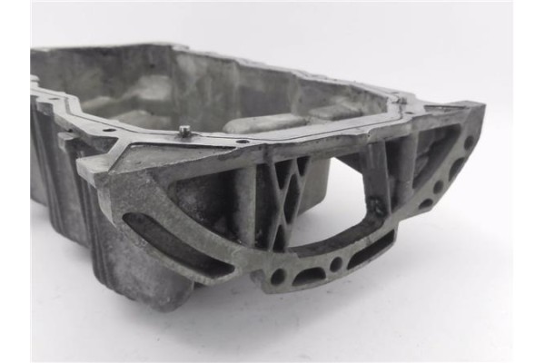 Recambio de carter para hyundai santa fe (sm) 2.0 gls crdi referencia OEM IAM 2151027001  