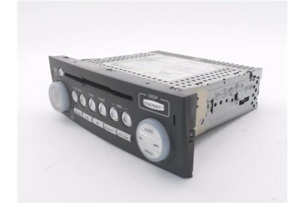 Recambio de autoradio para mitsubishi colt cz3 berl. 3 (z30) 1.5 di-d instyle referencia OEM IAM MZ313550  