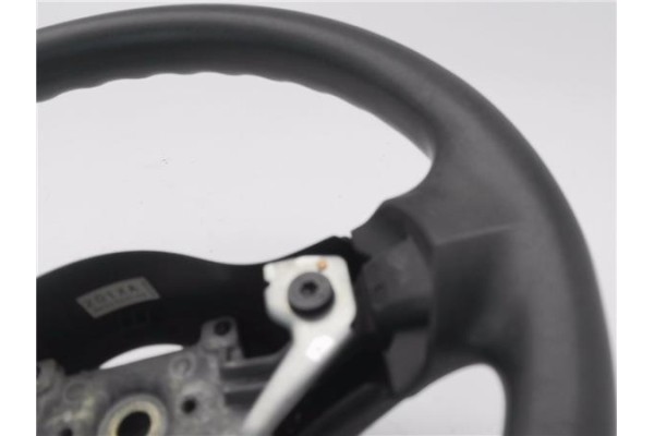 Recambio de volante para mitsubishi colt cz3 berl. 3 (z30) 1.5 di-d instyle referencia OEM IAM MR955201XA  