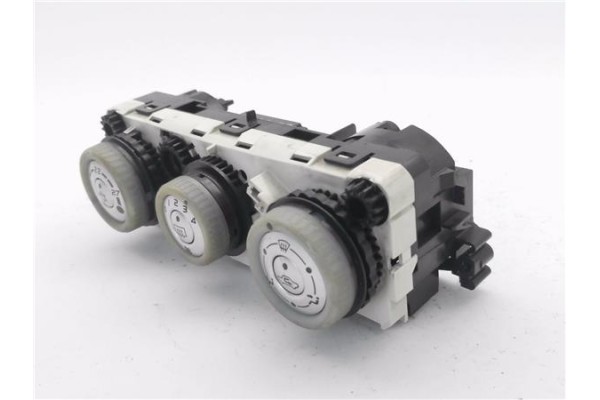 Recambio de mandos calefaccion / a.a. para mitsubishi colt cz3 berl. 3 (z30) 1.5 di-d instyle referencia OEM IAM PMN164569U 6966