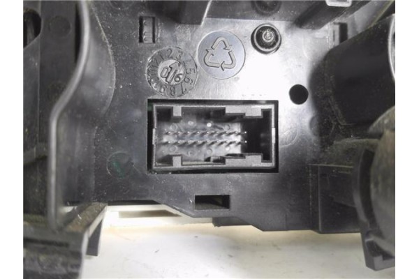 Recambio de mandos calefaccion / a.a. para mitsubishi colt cz3 berl. 3 (z30) 1.5 di-d instyle referencia OEM IAM PMN164569U 6966