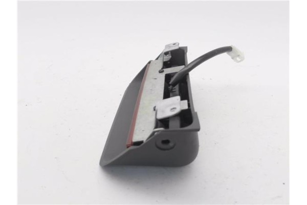 Recambio de luz central de freno para mitsubishi colt cz3 berl. 3 (z30) 1.5 di-d instyle referencia OEM IAM MR957380 09967728 