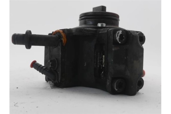 Recambio de bomba inyectora para mercedes-benz sprinter 3-t furgón (903) 311 cdi referencia OEM IAM A61123002 0986437103 