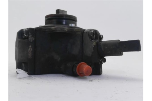 Recambio de bomba inyectora para mercedes-benz sprinter 3-t furgón (903) 311 cdi referencia OEM IAM A61123002 0986437103 