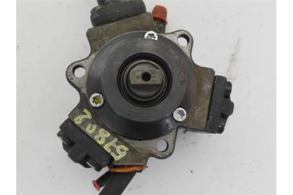 Recambio de bomba inyectora para mercedes-benz sprinter 3-t furgón (903) 311 cdi referencia OEM IAM A61123002 0986437103 