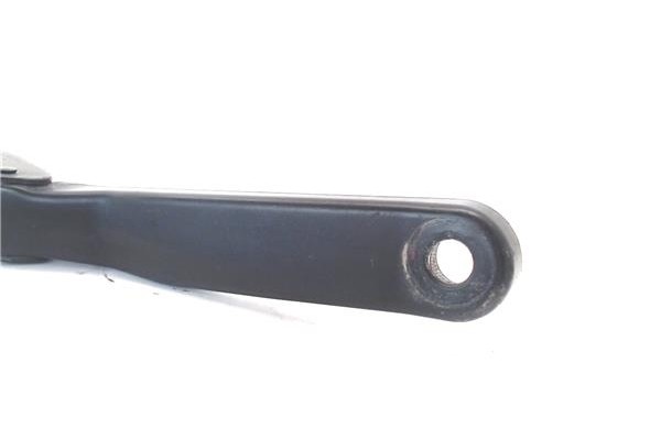 Recambio de brazo limpiaparabrisas delantero izquierdo para peugeot 308 1.6 gt referencia OEM IAM 6429EL  