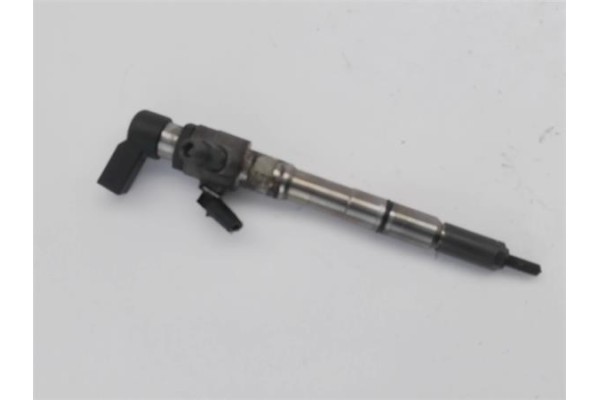 Recambio de inyector para volkswagen golf vi (5k1) 1.6 advance referencia OEM IAM 03L130277B  