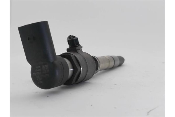 Recambio de inyector para volkswagen golf vi (5k1) 1.6 advance referencia OEM IAM 03L130277B  