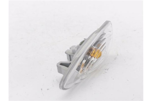 Recambio de piloto intermitente lat. delantero izquierdo para kia picanto (ja) 1.0 gdi drive 5mt referencia OEM IAM 92303G6  