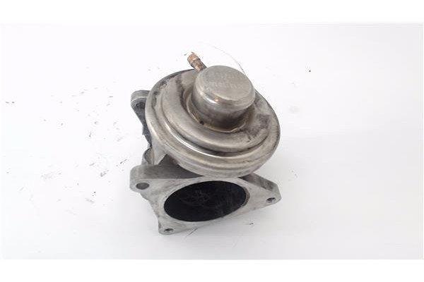 Recambio de egr para volkswagen golf v (1k1) 1.9 tdi referencia OEM IAM 038131501AN  