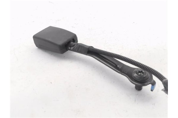 Recambio de anclaje cinturon delantero izquierdo para kia picanto (ja) 1.0 gdi drive 5mt referencia OEM IAM 88830G6050WK  