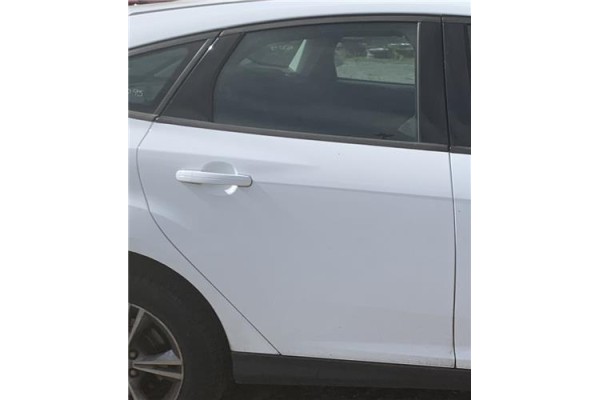 Recambio de puerta trasero derecha para ford focus berlina (cew) 1.0 business referencia OEM IAM 2172759  