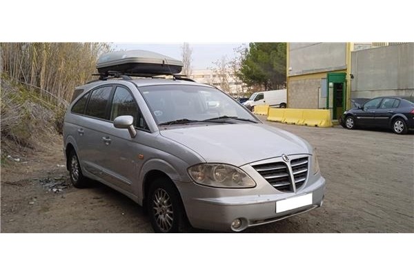 ssangyong rodius del año 2006