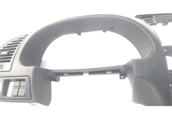 Recambio de embellecedor salpicadero para citroen xsara berlina 1.6 16v referencia OEM IAM 9642157177 9642157277 