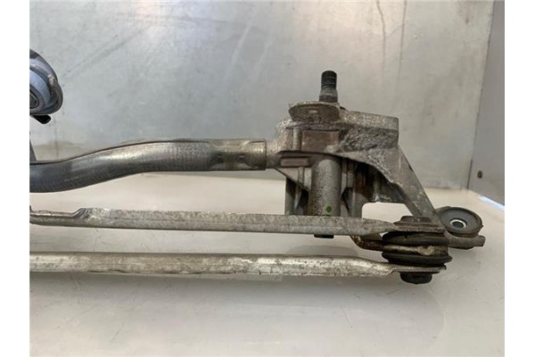 Recambio de motor limpiaparabrisas delantero para nissan note (e11e) 1.5 dci referencia OEM IAM 53568902  