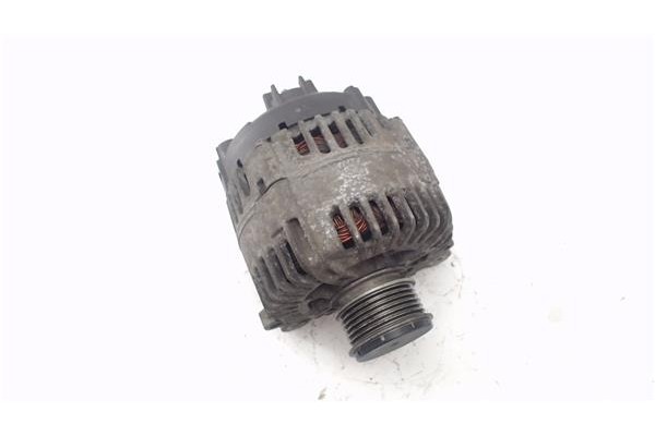 Recambio de alternador para seat leon (1p1) 1.9 tdi referencia OEM IAM 06F903023C TG14C011 