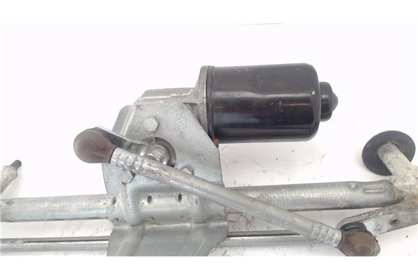 Recambio de motor limpiaparabrisas delantero para opel combo furgón/ranchera familiar 1.7 di 16v referencia OEM IAM 09225616 230