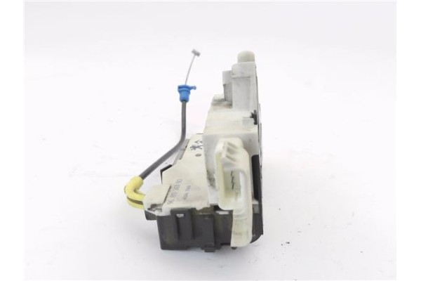 Recambio de cierre electromagnetico porton para peugeot expert furgón 2.0 furgón l1h1 referencia OEM IAM 9681336380 8726V9 