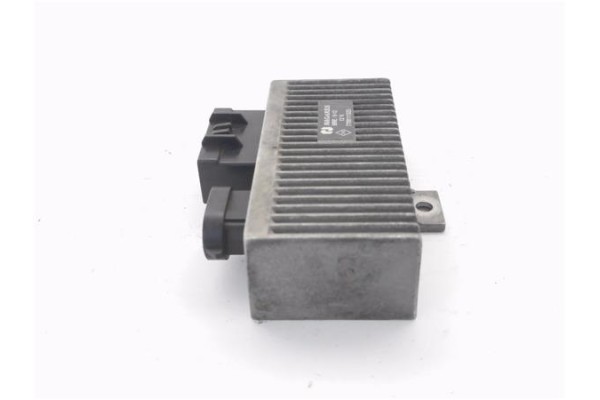 Recambio de caja precalentamiento para renault clio ii fase i (b/cb0) 1.9 d (b/cb0e) referencia OEM IAM 7700111525  