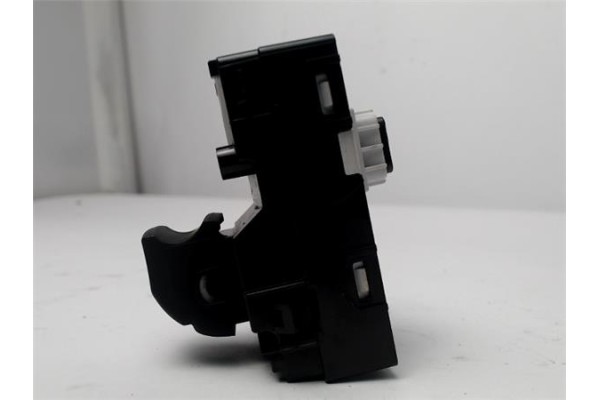 Recambio de mando elevalunas para kia ceed (jd) 1.0 drive referencia OEM IAM 93575J7000 1904020000806 