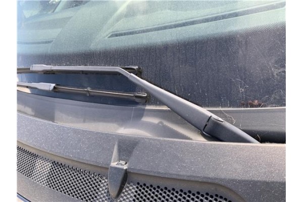 Recambio de brazo limpiaparabrisas delantero izquierdo para mercedes-benz clase a (bm 169) 2.0 a 180 cdi (169.007) referencia OE