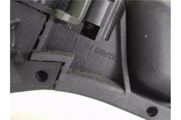 Recambio de manilla int. puerta trasero derecha para seat leon (1m1) 1.9 tdi referencia OEM IAM 1M0837114A  