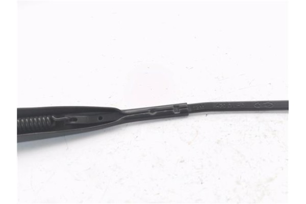 Recambio de brazo limpiaparabrisas delantero izquierdo para ford ka (ccu) 1.2 referencia OEM IAM B420DLHD  