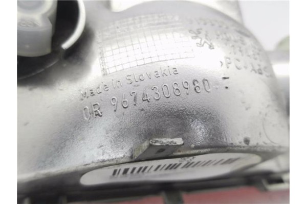 Recambio de faro antiniebla para peugeot 208 1.2 access referencia OEM IAM 9674308980  