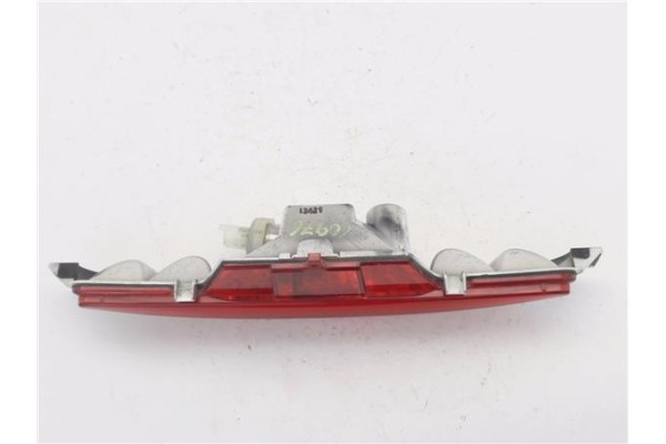 Recambio de faro antiniebla para peugeot 208 1.2 access referencia OEM IAM 9674308980  