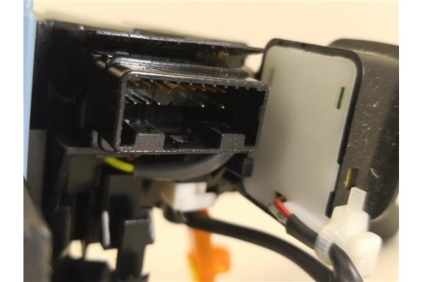 Recambio de mando intermitencia para toyota avensis cross sport (t27) 2.2 premium referencia OEM IAM N5205030 39SUGS80 