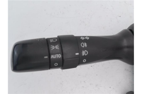 Recambio de mando intermitencia para toyota avensis cross sport (t27) 2.2 premium referencia OEM IAM N5205030 39SUGS80 