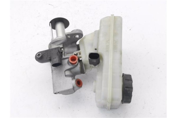 Recambio de bomba freno para volkswagen up! (121) 1.0 black up! referencia OEM IAM 32668657  