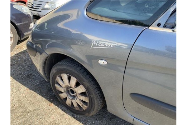 Recambio de aleta delantero izquierda para citroen xsara picasso 1.6 hdi referencia OEM IAM 7840Q0  