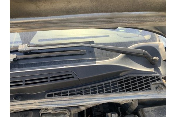 Recambio de brazo limpiaparabrisas delantero izquierdo para citroen xsara picasso 1.6 hdi referencia OEM IAM 6429Q7  