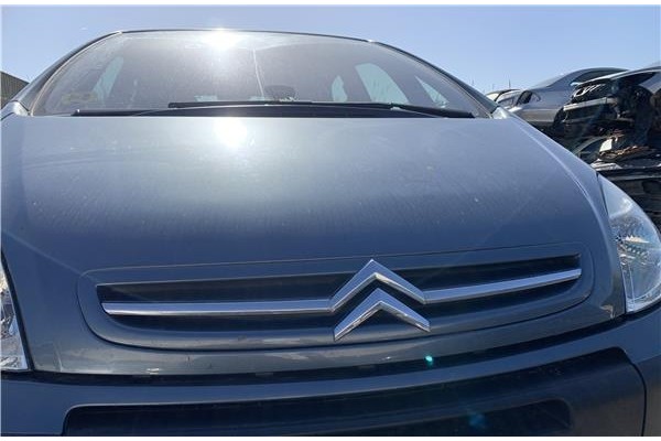Recambio de capo para citroen xsara picasso 1.6 hdi referencia OEM IAM 7901L0  