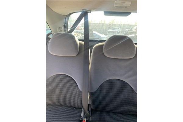 Recambio de cinturon seguridad trasero central para citroen xsara picasso 1.6 hdi referencia OEM IAM 89740000  