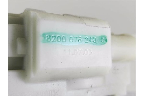 Recambio de cerradura porton para renault megane ii (bm0/1_, cm0/1_) 1.6 16v (bm0c, cm0c) referencia OEM IAM 8200076240C  