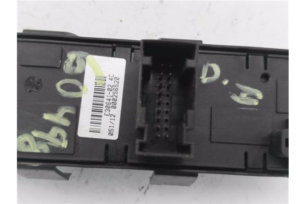 Recambio de mando elevalunas delantero izquierdo para peugeot 207 1.6 premium referencia OEM IAM 96642446XT  