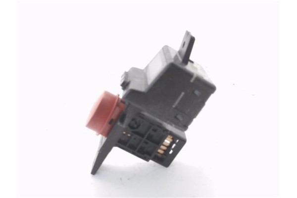 Recambio de interruptor luces emergencia para hyundai getz (tb) 1.1 básico referencia OEM IAM 945201C000  