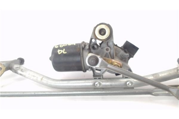 Recambio de motor limpiaparabrisas delantero para citroen c3 1.4 i referencia OEM IAM 6401F4  