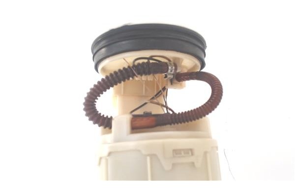 Recambio de bomba combustible para volkswagen golf iv berlina (1j1) 1.6 16v referencia OEM IAM 1J0919051H  