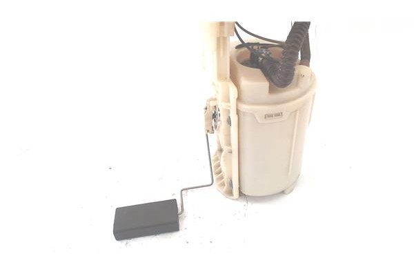 Recambio de bomba combustible para volkswagen golf iv berlina (1j1) 1.6 16v referencia OEM IAM 1J0919051H  