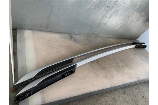 Recambio de barras de techo para citroen c5 tourer 2.0 business class referencia OEM IAM 9681135477  