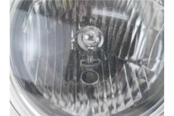 Recambio de faro antiniebla derecho para jeep cherokee (kj) 2.5 crd básico referencia OEM IAM E11021002  