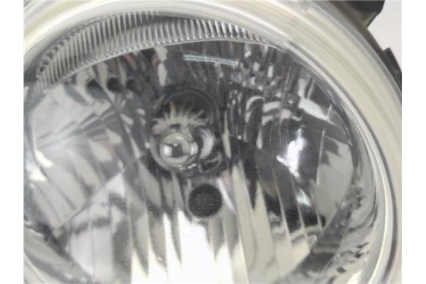 Recambio de faro antiniebla derecho para jeep cherokee (kj) 2.5 crd básico referencia OEM IAM E11021002  