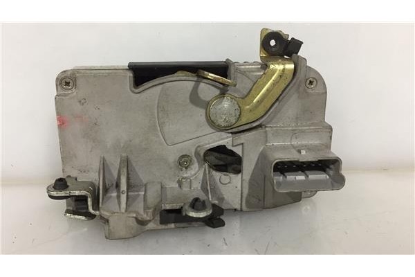 Recambio de cierre electromagnetico delantero derecho para peugeot 206 1.9 d referencia OEM IAM 9136J1  