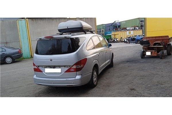 ssangyong rodius del año 2006
