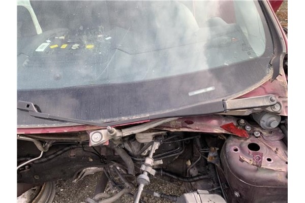 Recambio de brazo limpiaparabrisas delantero izquierdo para ford fiesta vi 1.6 tdci referencia OEM IAM 8A6117526BE  